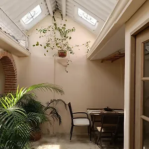 Great Location ! 4 Bedroom In The Heart Of Hébergement de vacances