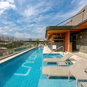 landmark.colombiamedellinhotels.com/